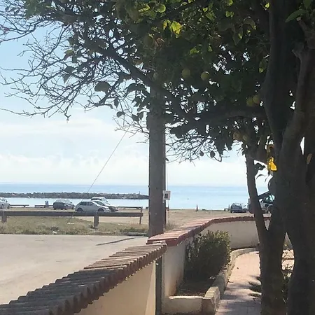 Aphros Seaside *